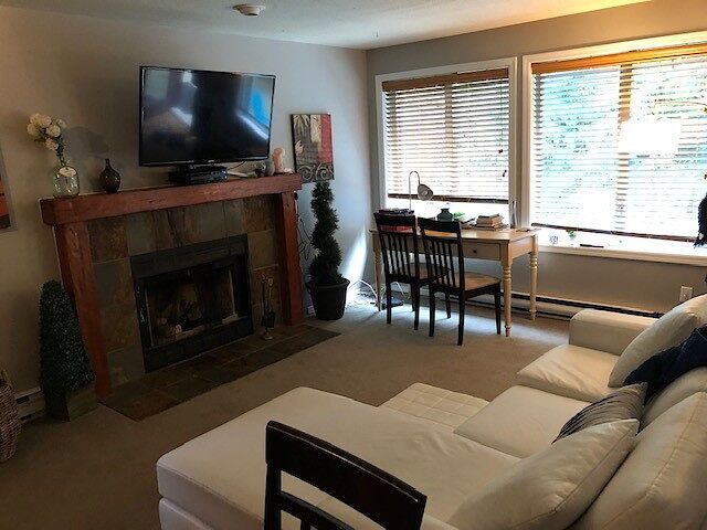 6272 Bishop Way Unit Fully Furnished 2 Bedroom Garden Suite