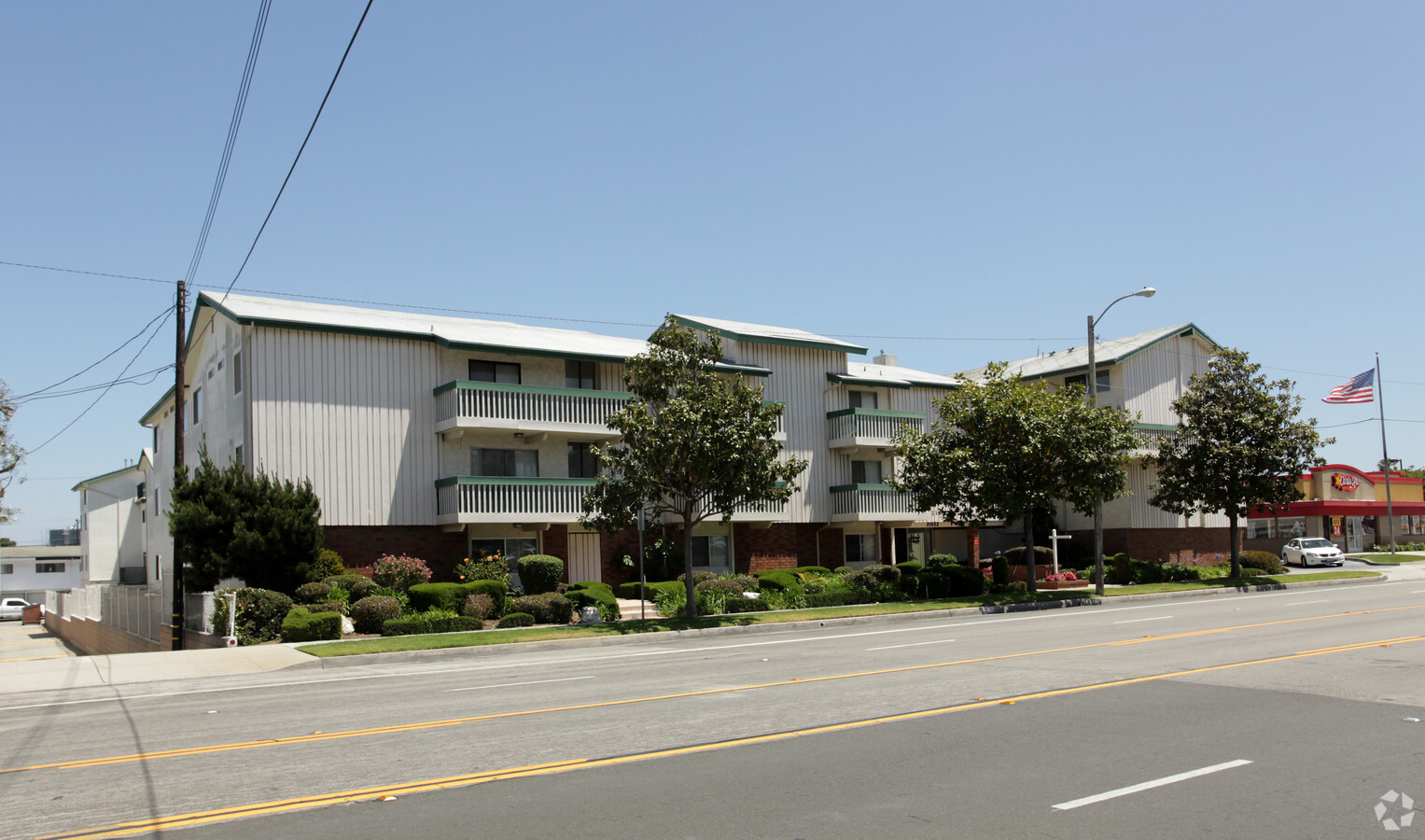 Bavarian Village Apartments - Bavarian Village Apartments