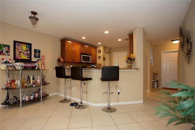 Photo - 8986 Chambers St