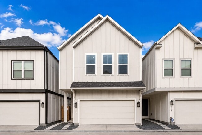 Building Photo - 6713 Parker Grv Ln