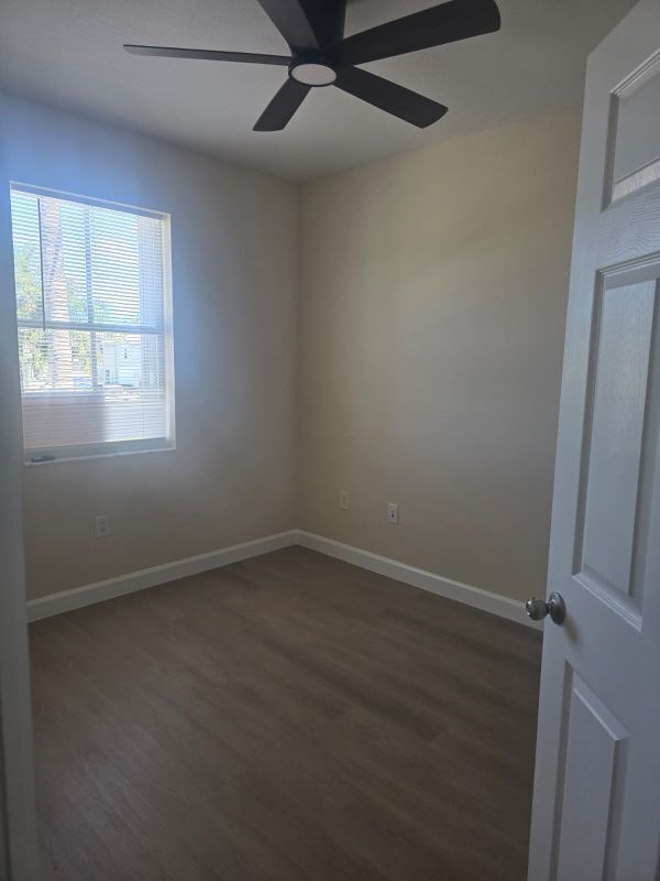 Photo - 230 SE 29th Ave