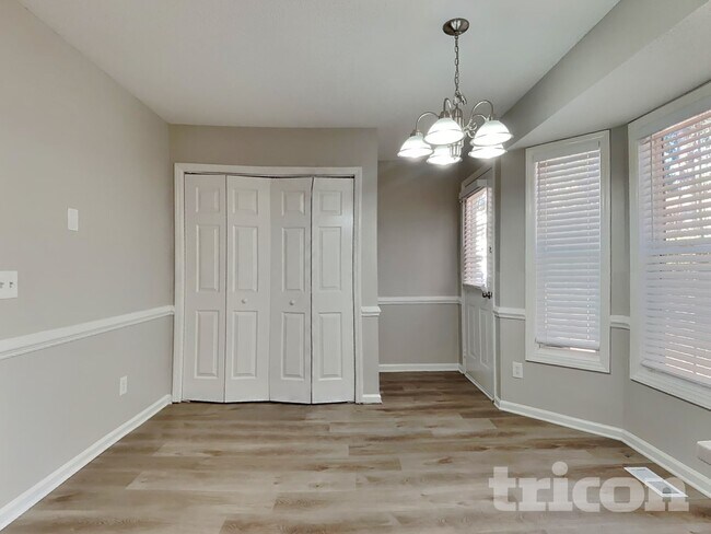 Photo - 2028 Ballston Pl