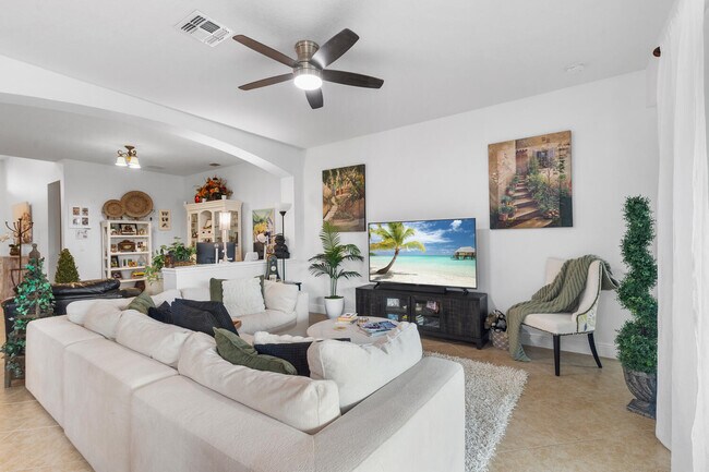 Photo - 12170 SW Bennington Cir