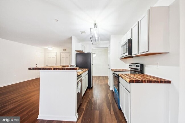 Photo - 2155 Scotts Crossing Ct Unidad 101