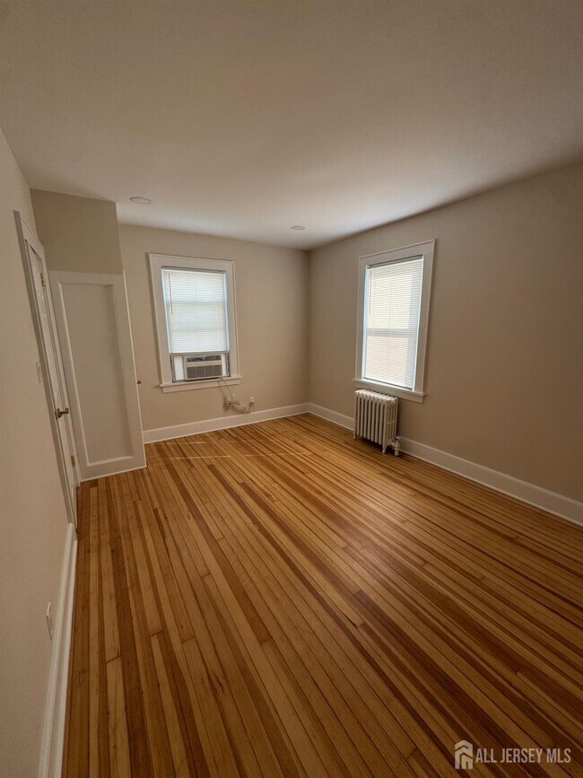 Photo - 177 Bergen St