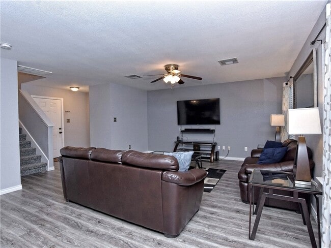 Photo - 251 Black Forest Rd