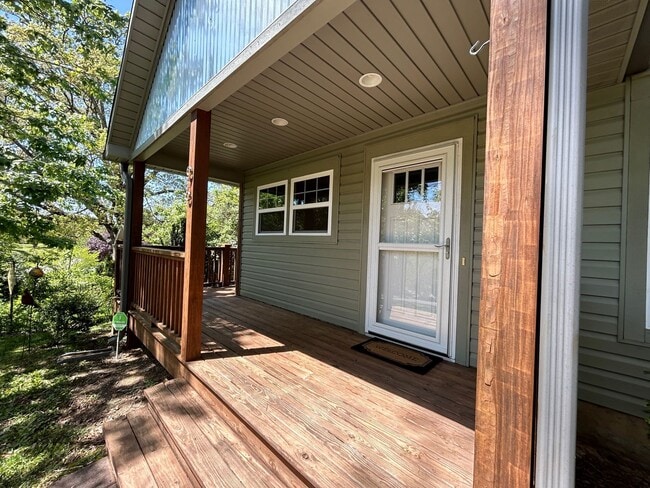 Photo - East Asheville - Contemporary Bungalow