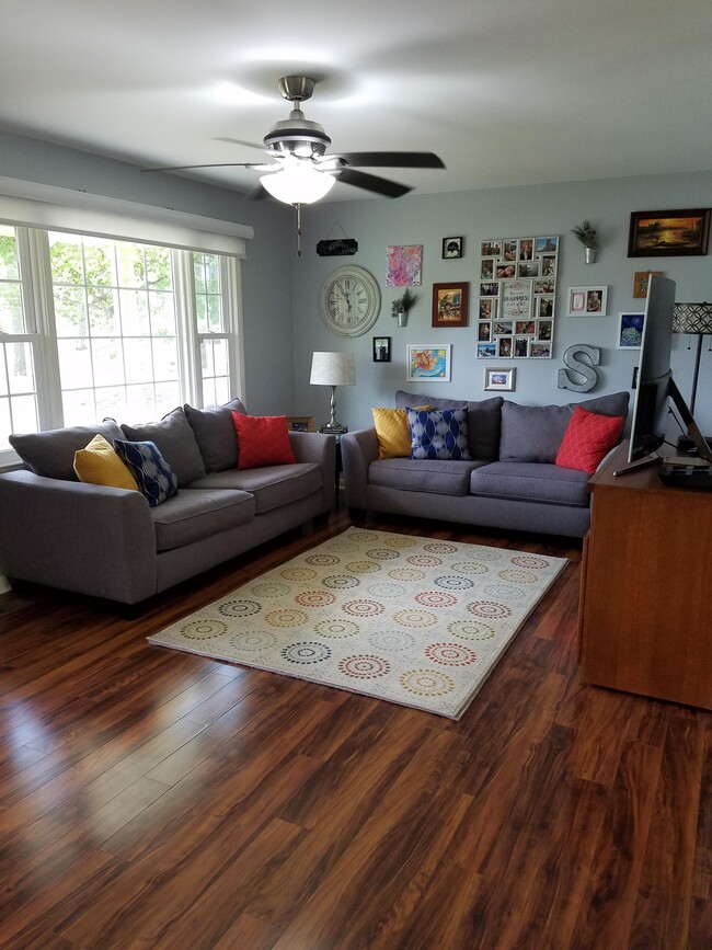 Photo - 2016 Lakemeadow Dr