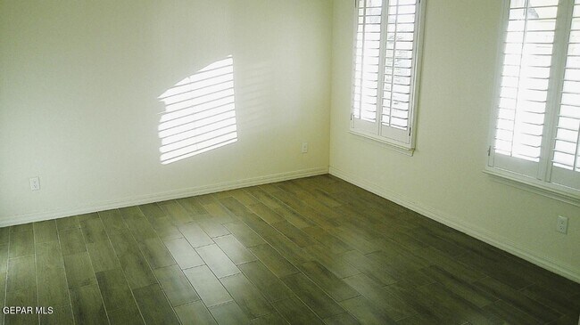 Photo - 653 Paseo Dulce Ave