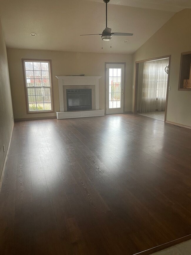 Photo - COMING SOON IN CARL JUNCTION: Beautiful 3B...