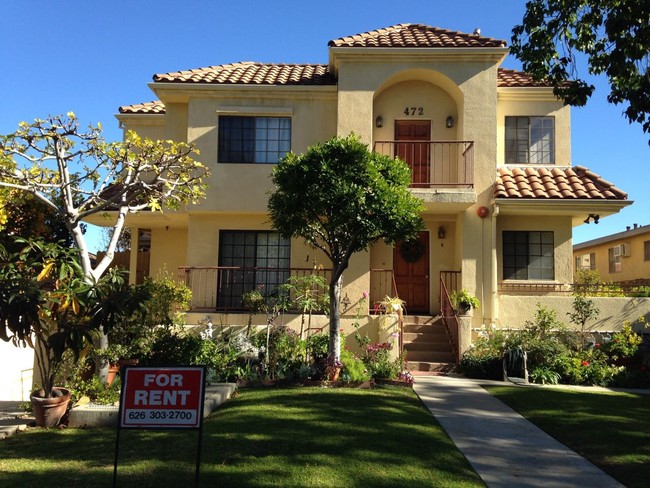 Building Exterior - 472 S El Molino Ave Apartments Unit #2