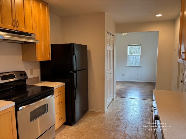 Photo - 1405 4th Ave NW