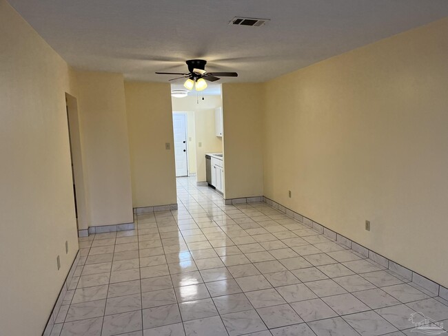 Photo - 3220 Redwood Ln