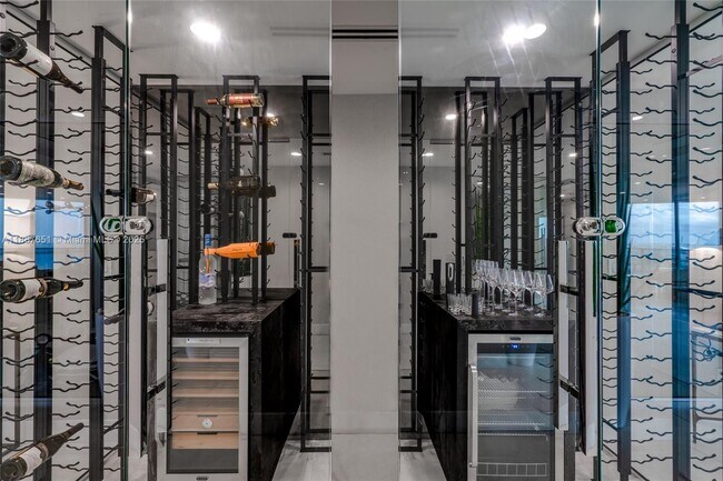 Photo - 488 NE 18th St Unit 2612/2615