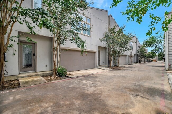 Photo - 5314 Avenue J