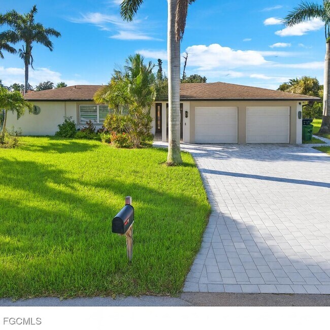 Photo - 2232 SE 27th St