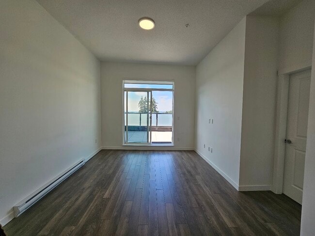 15738-15785 Avenue621