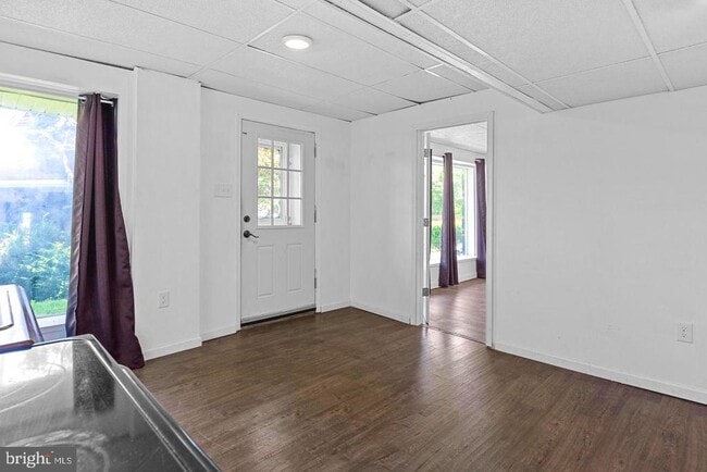 Photo - 380 Edmonds Ave