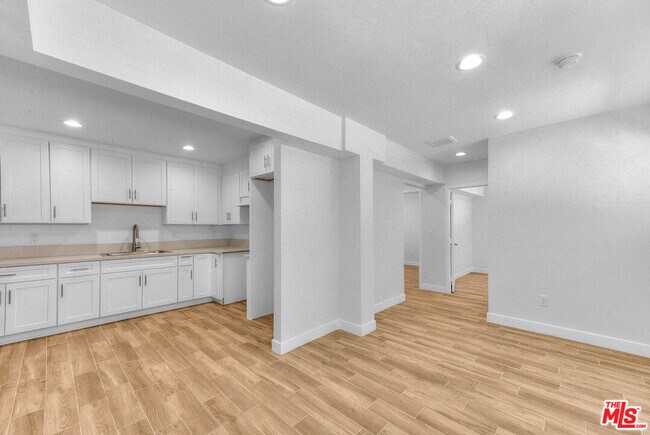 Photo - 2820 Liberty Blvd Unidad D