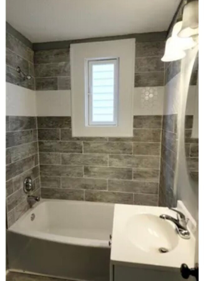 Photo - 1204 N Dearborn St