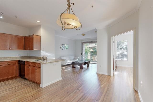 Building Photo - 330 Las Colinas Blvd E Unit 252