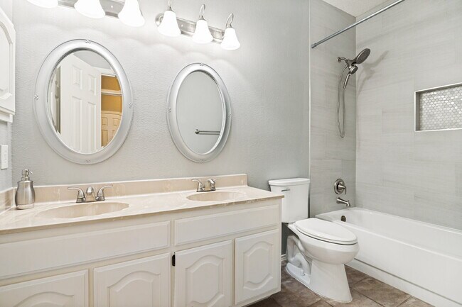 Photo - "Spacious 3-Bedroom Gem with 2 Full Baths in Garland – 2276 Sq Ft of Comfort Awaits!"
