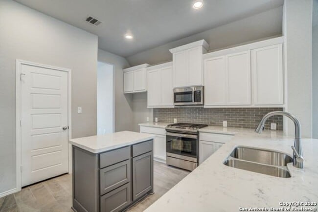 Photo - Stunning Home with Gourmet Kitchen and Pri...