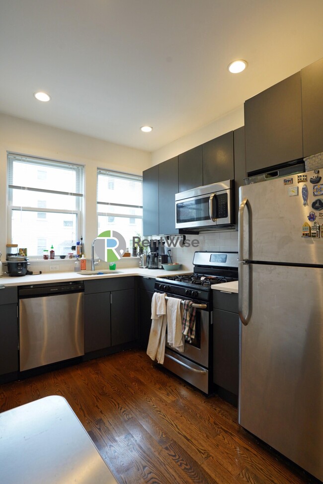 Photo - 15 Marney St Unit 3