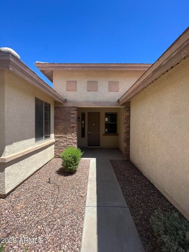 Photo - Single Level 4 bedroom, 2 bath home available in Skyline Ranch