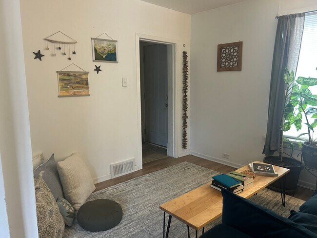 Photo - 1802 W 3rd St Unidad 3 Lower