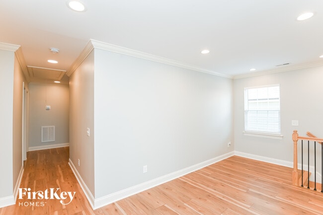 Photo - 1246 Pless St NW