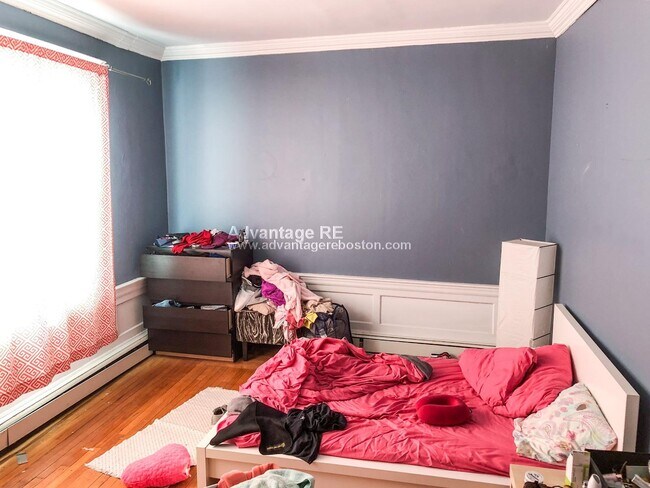 Photo - 1657 Commonwealth Ave Unidad 4