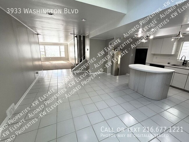 Photo - 3933 Washington Blvd