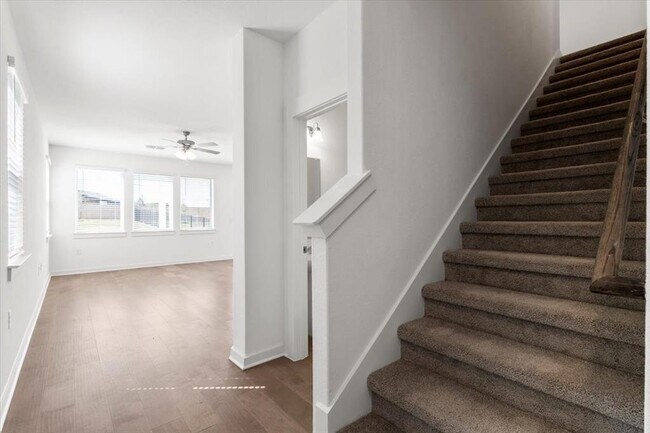 Photo - 7416 Sparkling Light Dr