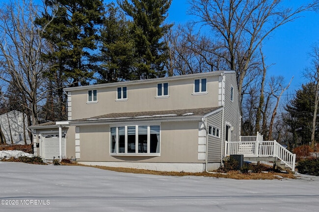 Building Photo - 17 Thomas Rd