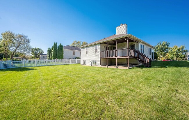 Building Photo - 2126 Kingsmill St