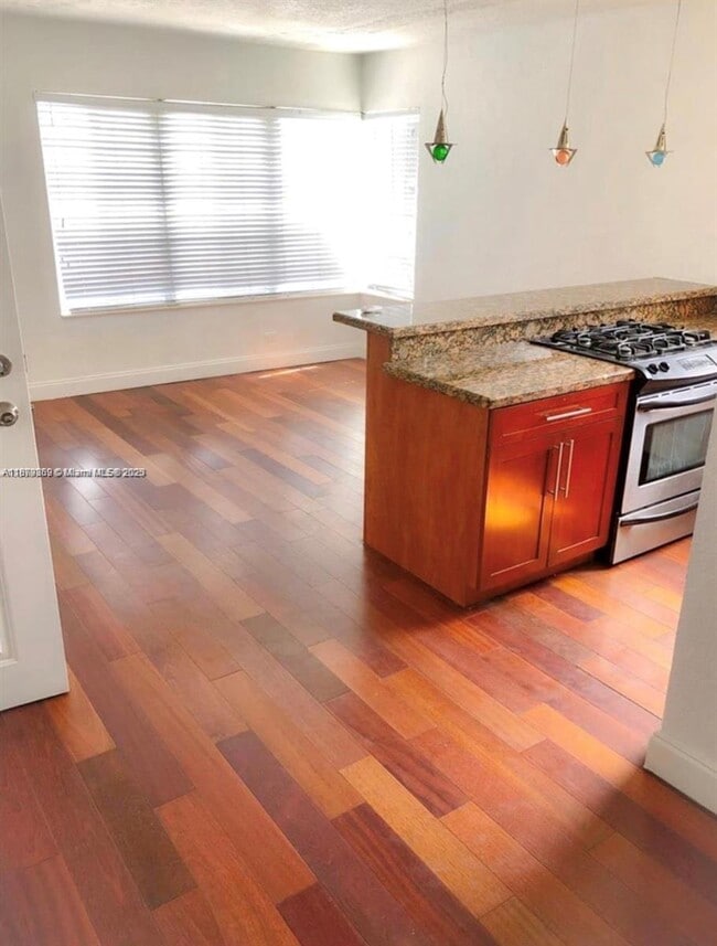 Photo - 7334 Harding Ave Unit 9