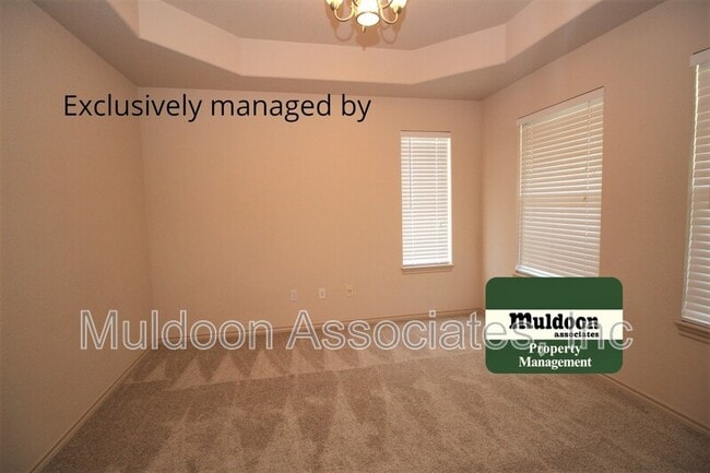 Photo - 5637 Cross Creek Dr