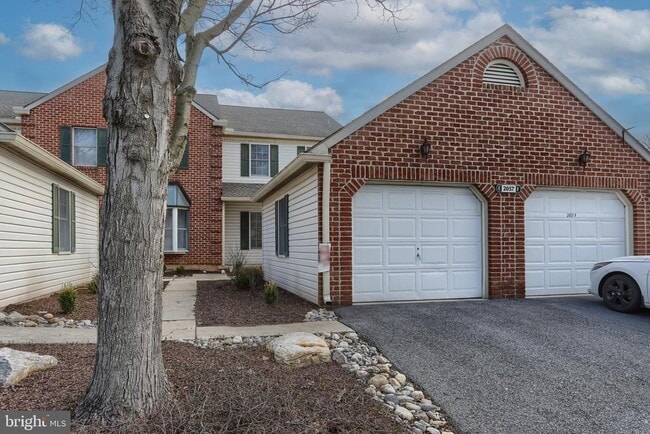 Photo - 2057 Raleigh Rd