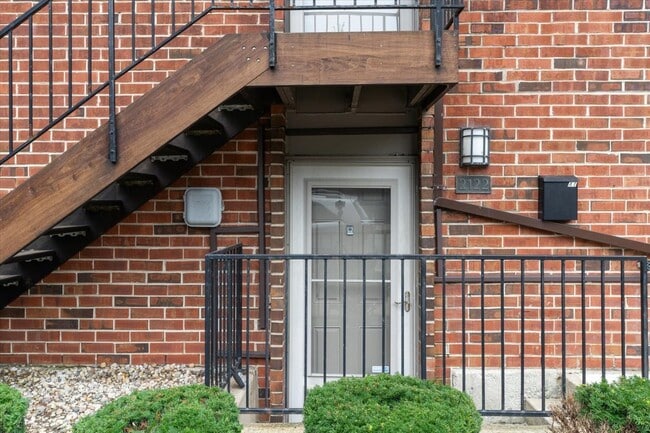 Photo - 2122 N Lincoln Ave