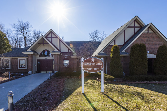 Grand Blanc Crossing - Grand Blanc Crossing Apartments