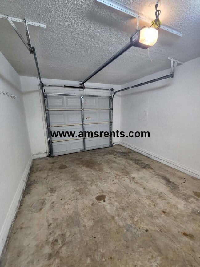 Photo - Charming 3-bedroom, 2-bathroom home in Poi...