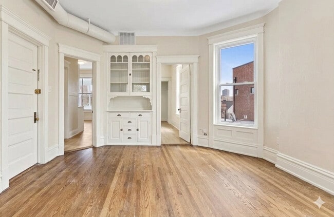 Photo - 3751 N Clifton Ave