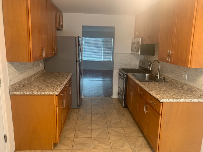 Photo - 2511 Terrace Ave Unit 1E