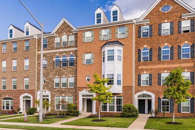 Photo - 13643 Air and Space Museum Pky