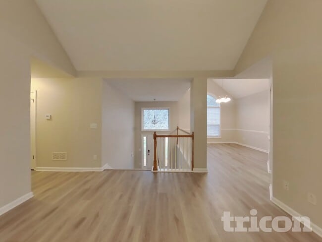 Photo - 148 N Creek Trail