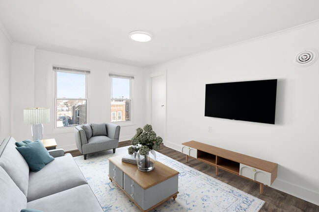 Photo - 1919 W Chicago Ave Unit 4