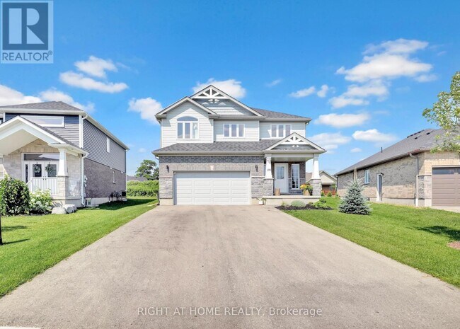 Photo - 135 Stephenson Way