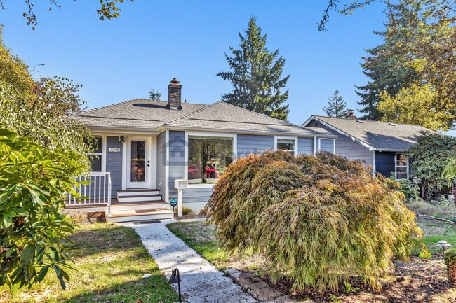 Photo - 7348 29th Ave SW