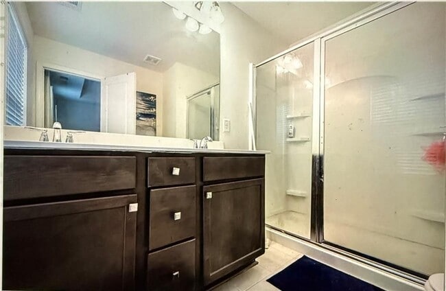 Photo - 900 Society Cir